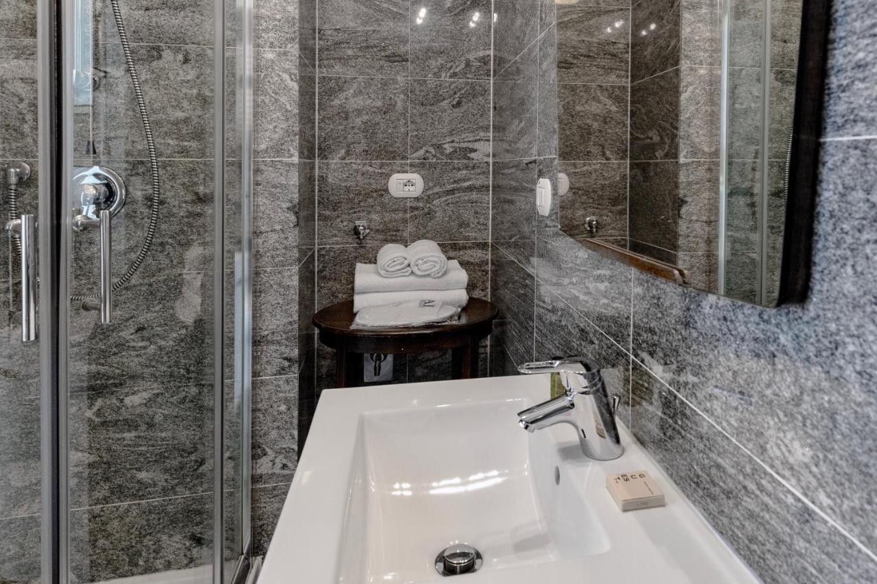 Aiello Suites Executive Milan Bagian luar foto