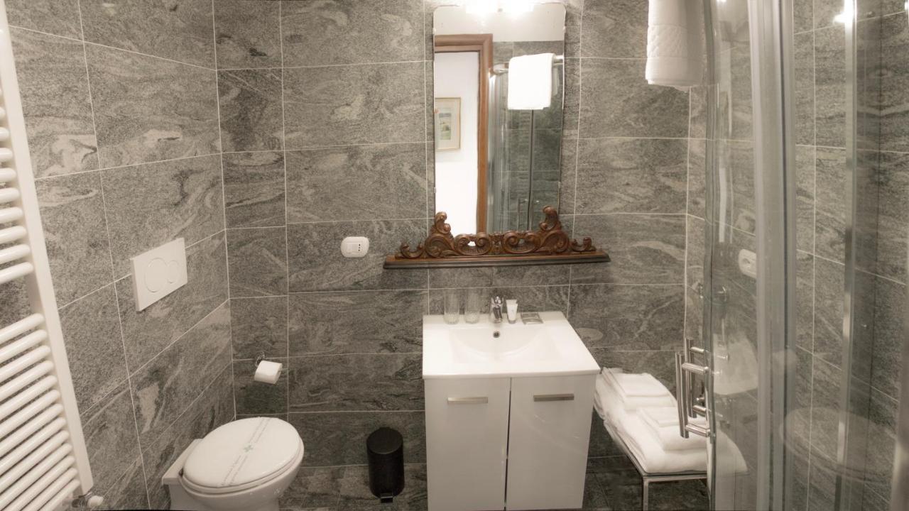 Aiello Suites Executive Milan Bagian luar foto