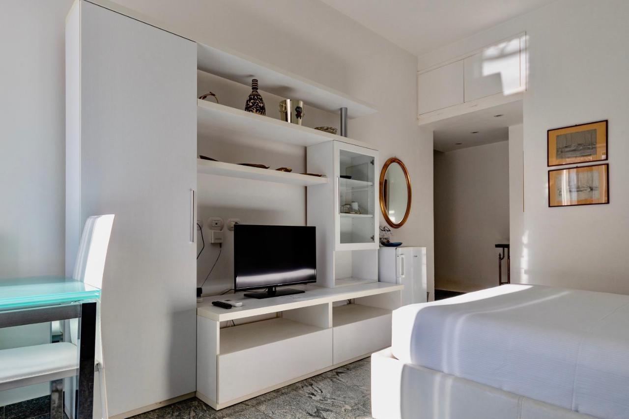 Aiello Suites Executive Milan Bagian luar foto